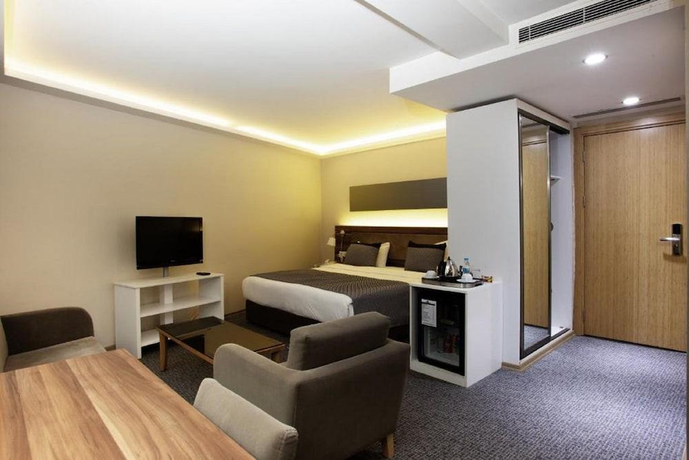 พี. กาลาตา บูทิก โฮเทล Hotel อิสตันบูล ภายนอก รูปภาพ